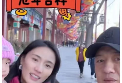 娱乐圈吃瓜爆料恋爱,明星甜蜜互动引粉丝热议